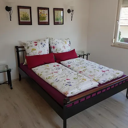 Ferienhaeusle Vom Hof Chirphendorf בית נופש